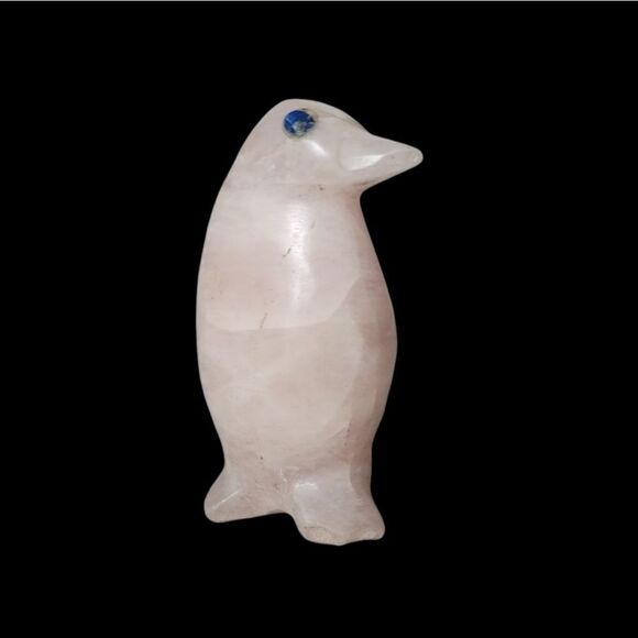 Natural pink rose quartz penguin - Picture 1 of 4